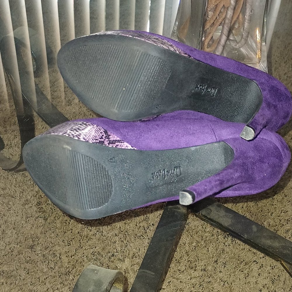 LimeLight Heels - Picture 3 of 4